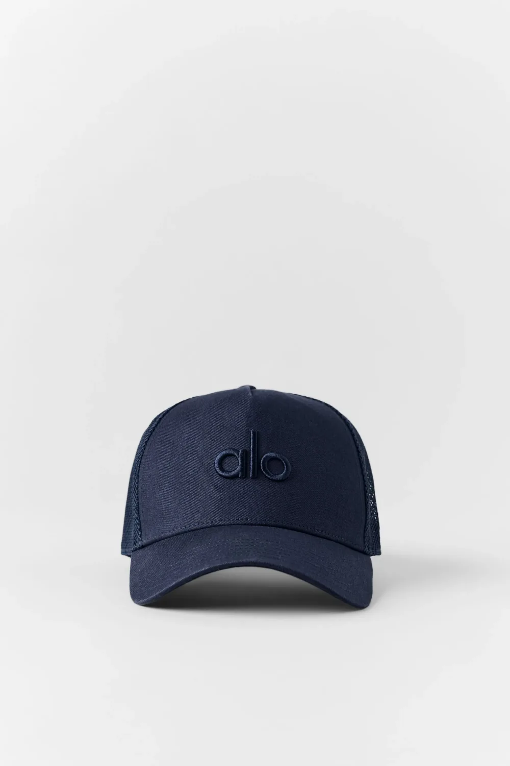 Boné District Trucker